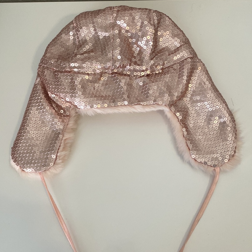 Bundle of 4 Winter Hats - Picture 6 of 12